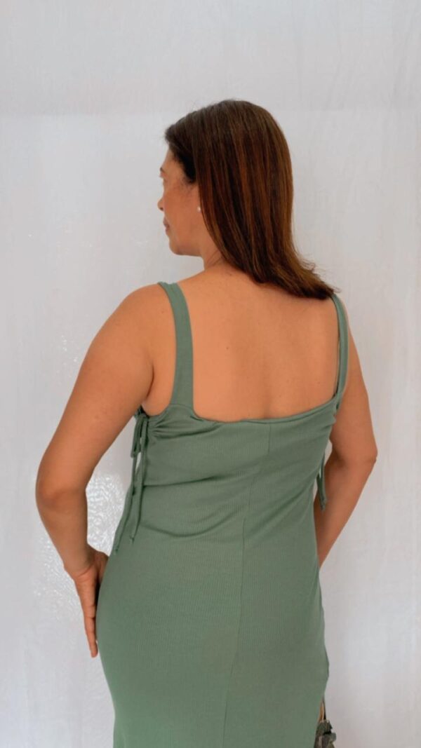Vestido Tradicional - Image 3