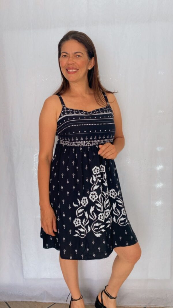 Vestido Curto Rodado