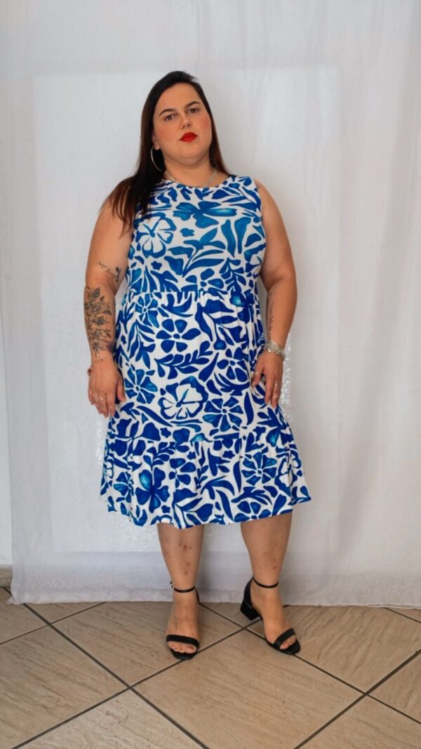 Vestido Regata Estampa Azul e Branca