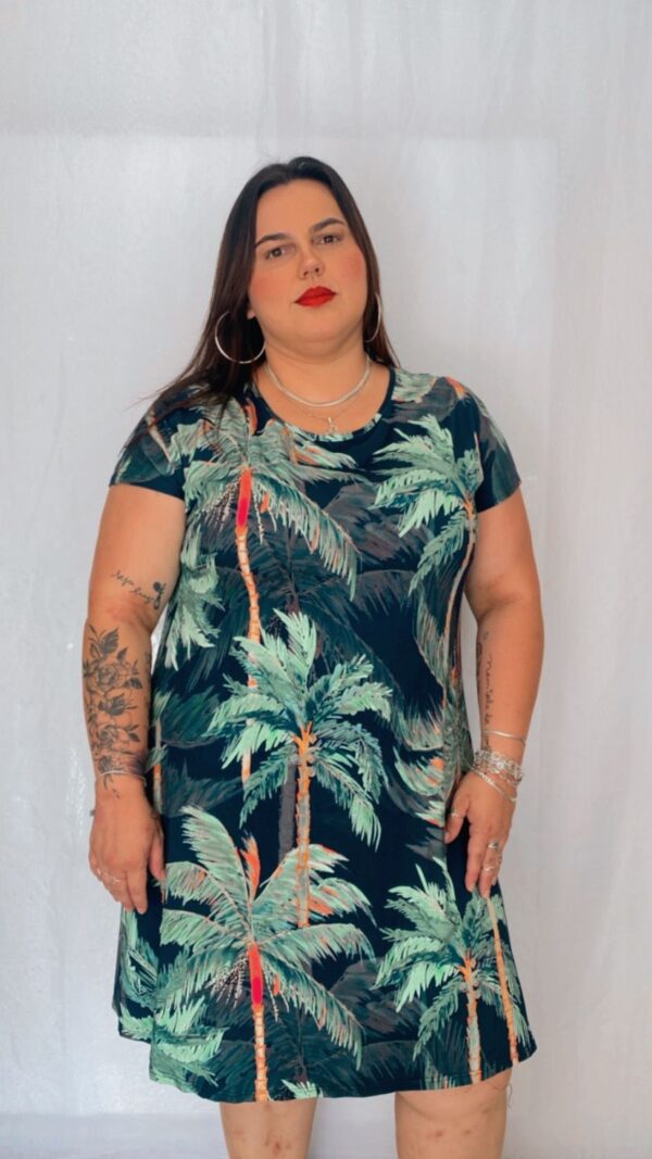 Vestido Curto Malha Estampado Palmeiras PLUS - Image 3
