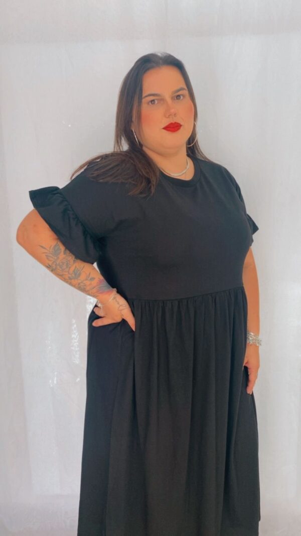 Vestido Preto Babado Manda - Image 2