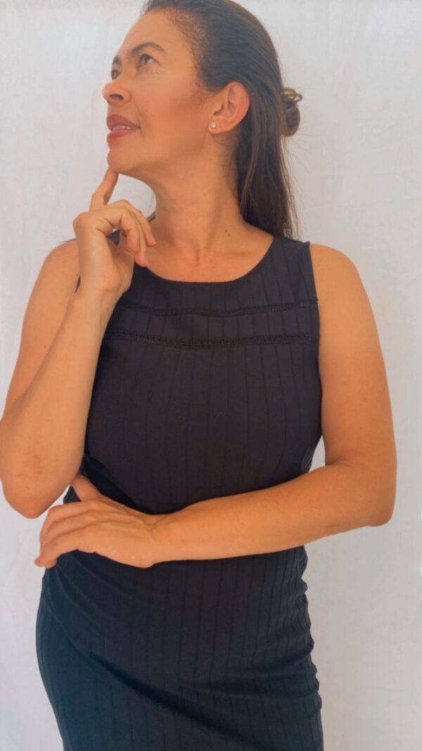 Vestido Midi Canelado 2 Faixas Rendadas - Image 3