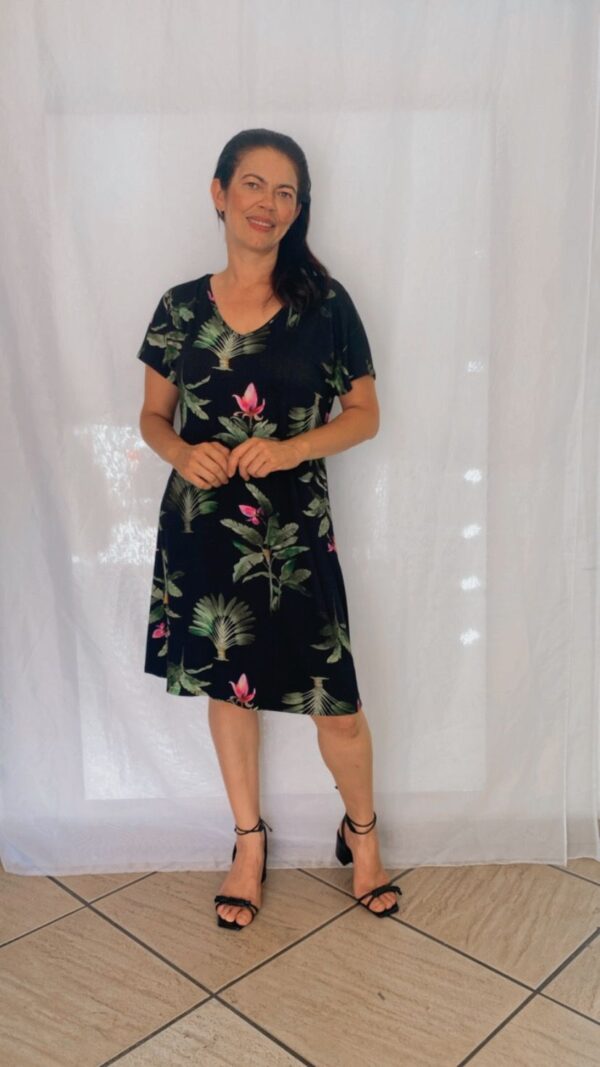 Vestido Curto Manga Estampado Floral