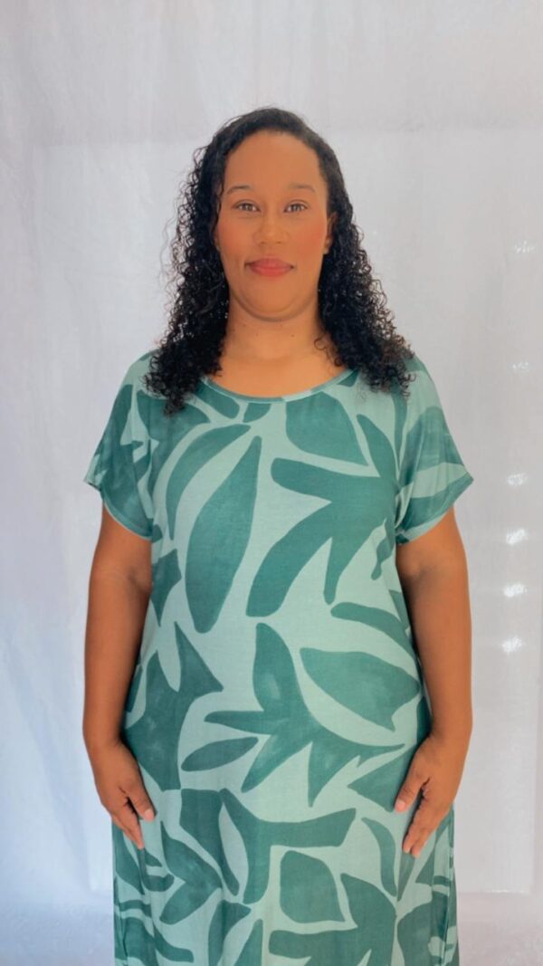 Vestido Curto Plus Evase - Image 3