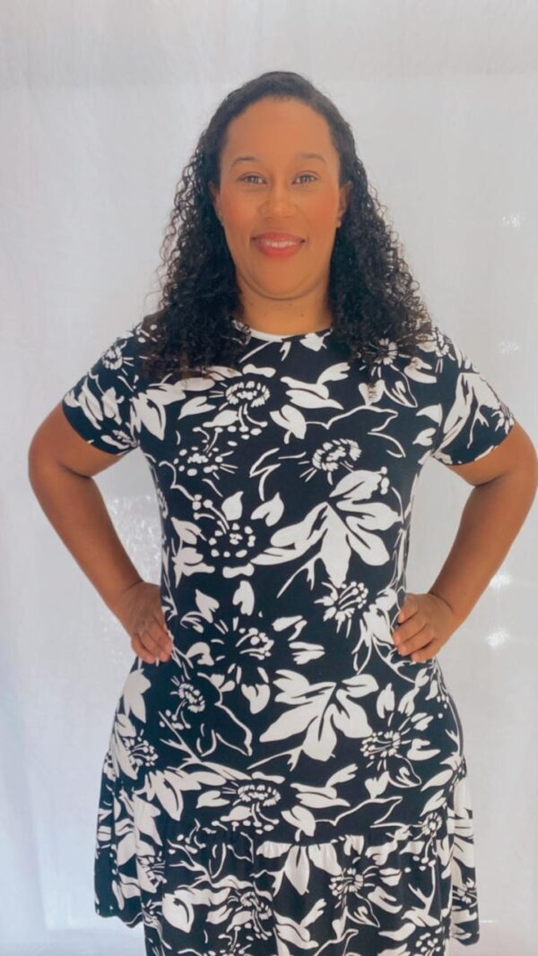 Vestido Curto Evase Babado - Image 3