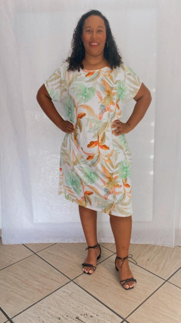 Vestido Plus Manga Reta Estampado