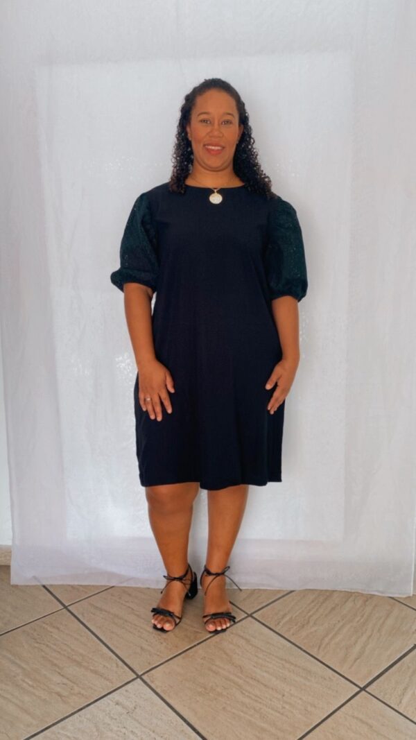 Vestido Manga Bufante Lese Preto