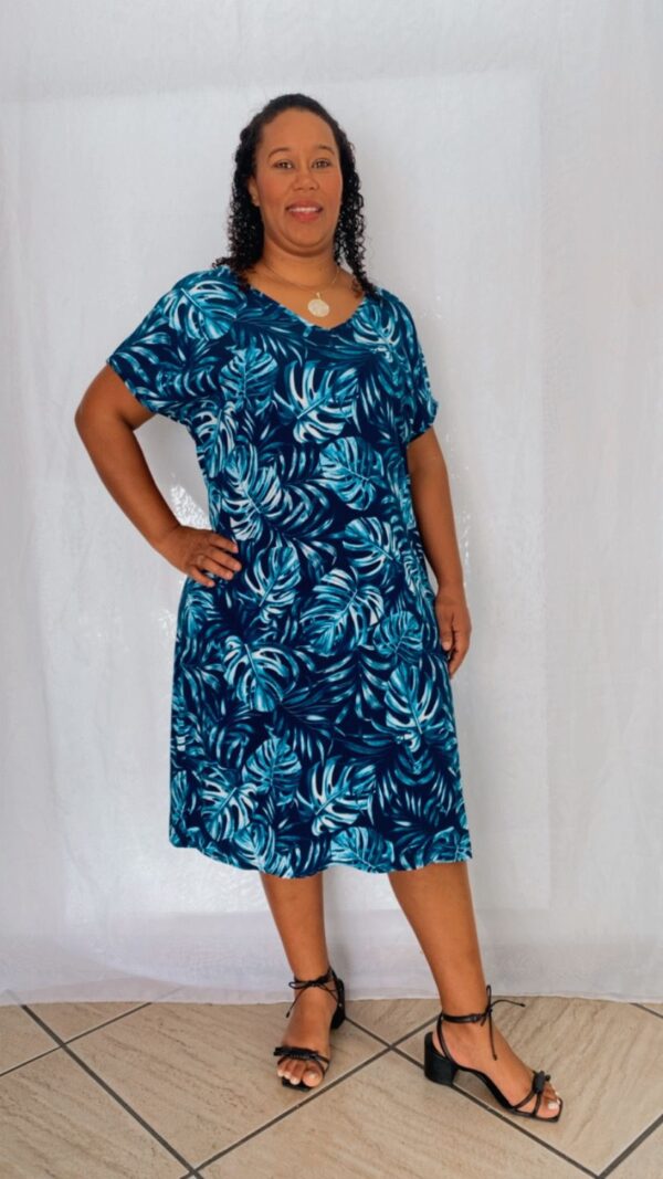 Vestido Amplo Viscose Folhagem Azul