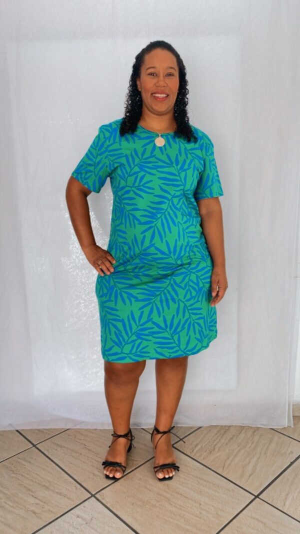 Vestido Manga Curta Reto Estampado
